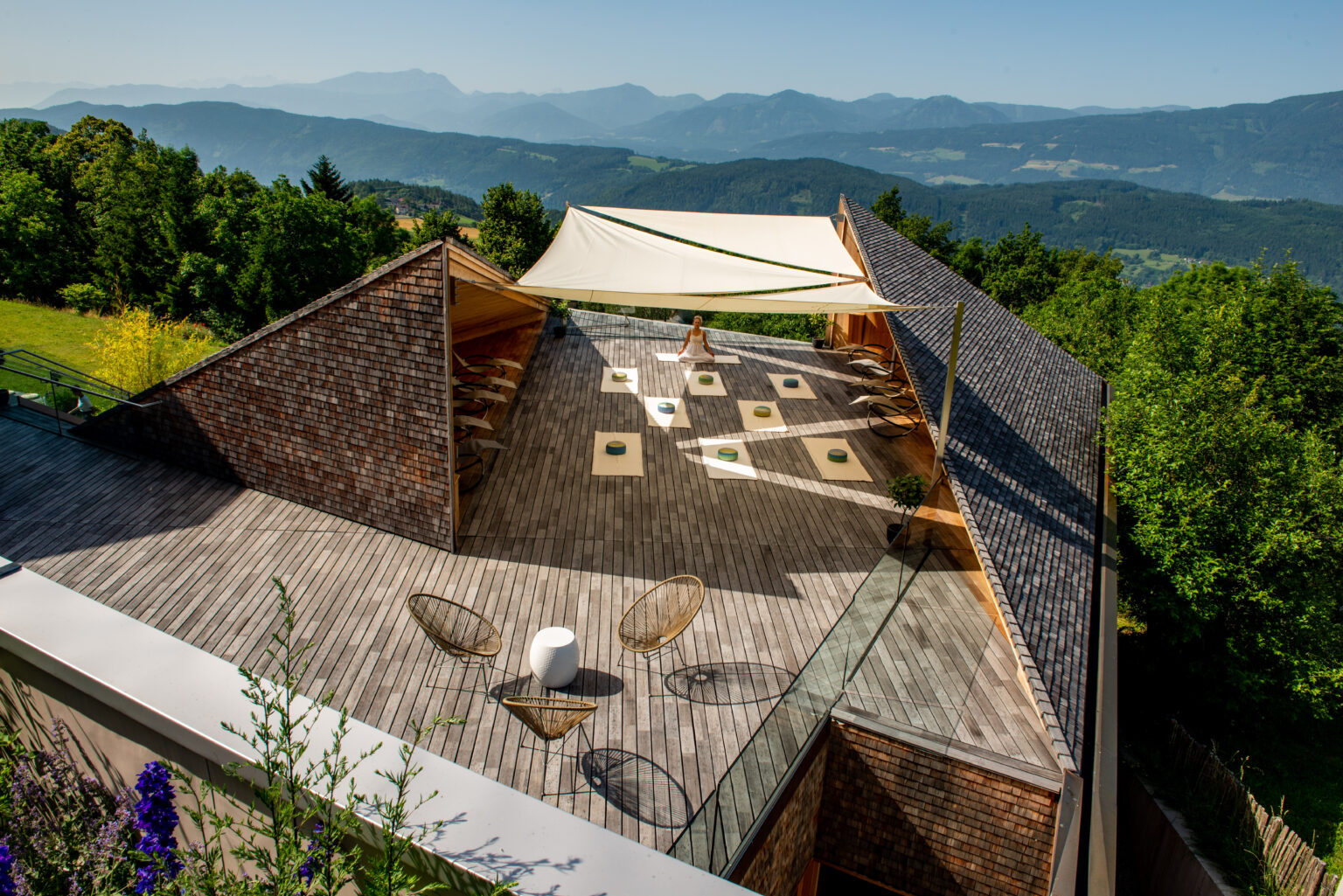 Österreich SOAMI Resort Yogaplattform